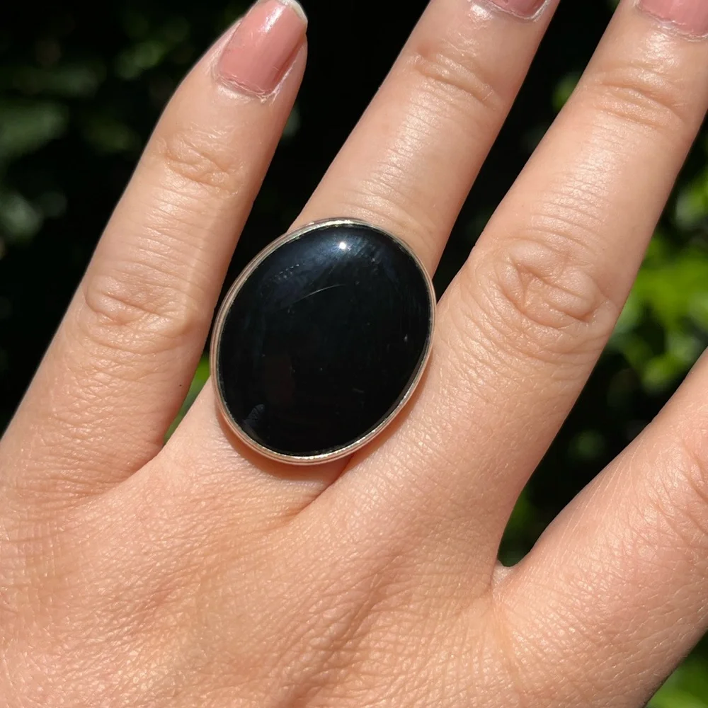 Size 6 925 silver‎ plated black onyx ring